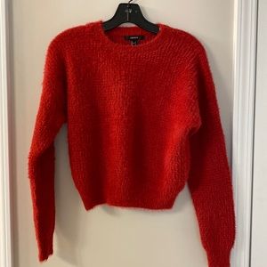 Forever 21 red fuzzy cropped sweater size small